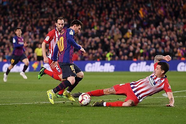 Despite Gimenez's best efforts, Messi was able to apply the finishing touch